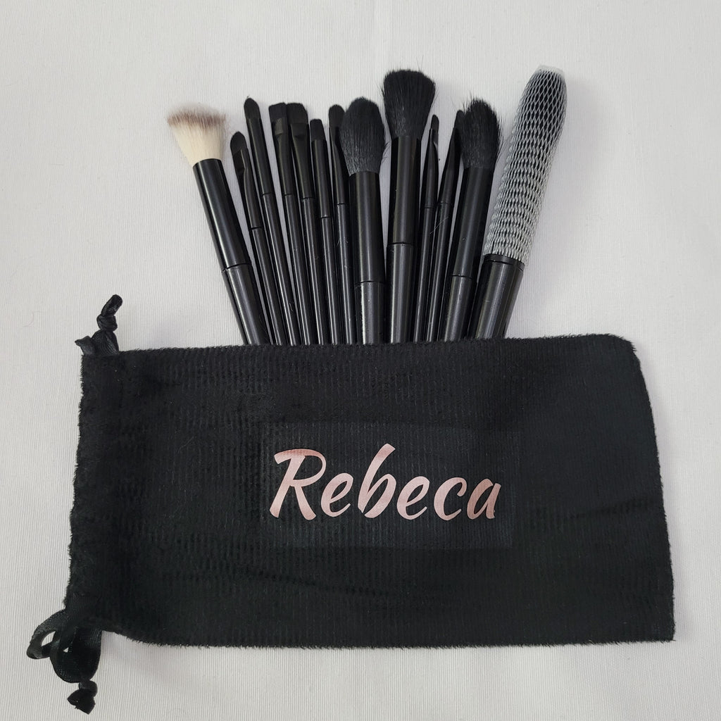 bolsita personalizada con 13 brochas