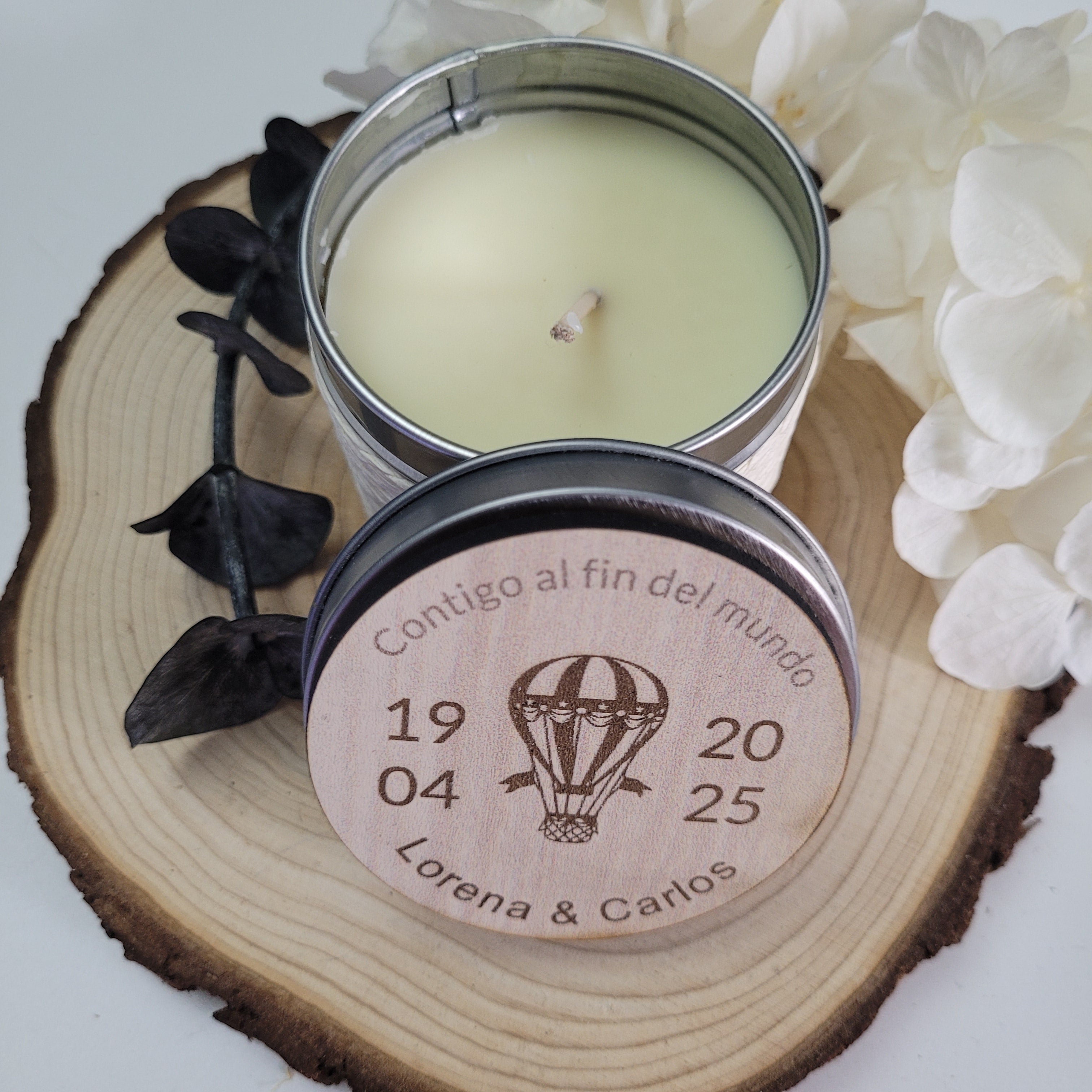 Vela personalizable con tapa madera con imán para bodas Modelo Globo