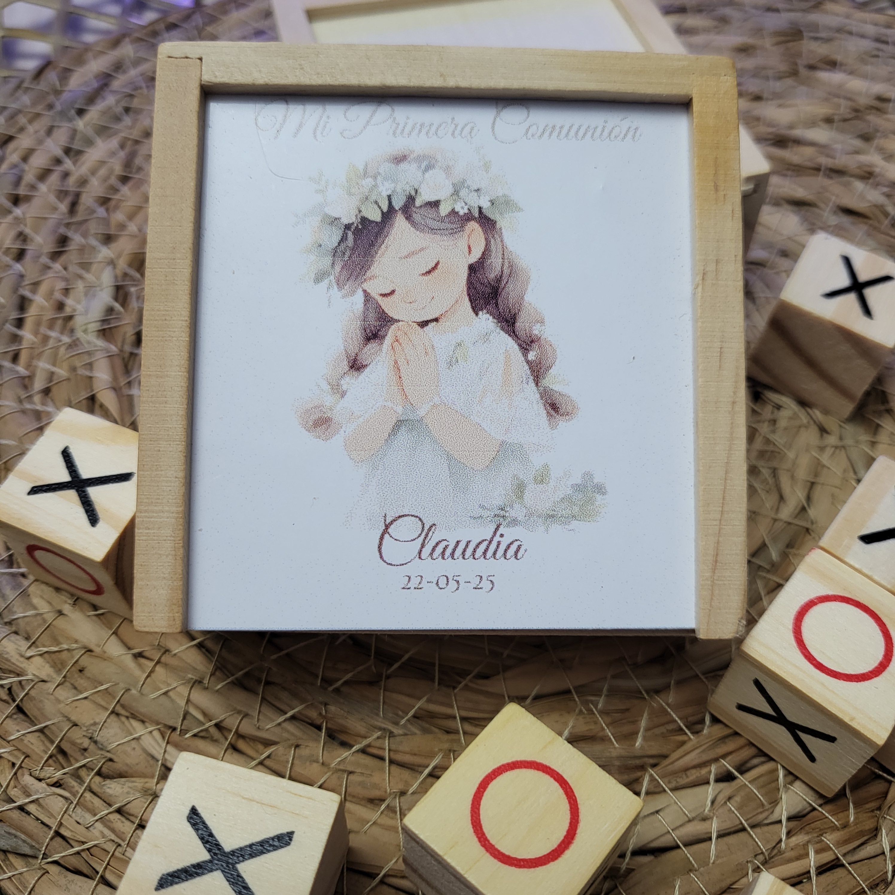 Tres en Raya Personalizado en Madera  Modelo niña comunión 2 – Un Recuerdo para Siempre