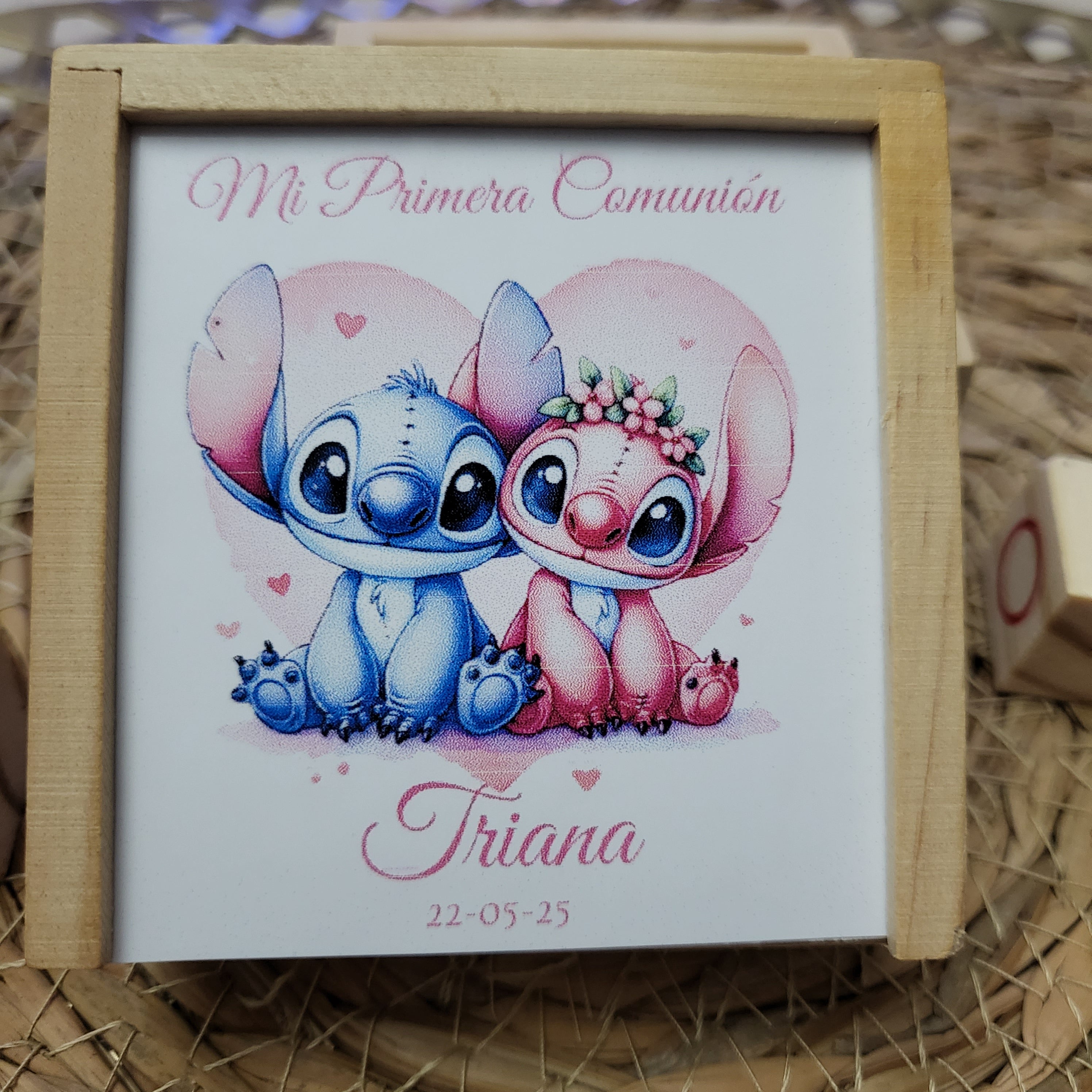 Tres en Raya Personalizado en Madera  Modelo Stich – Un Recuerdo para Siempre