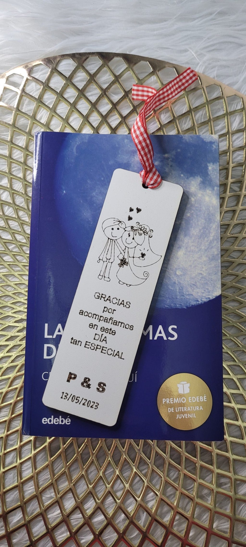 Marcapáginas de madera personalizados