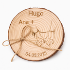 Porta alianzas de boda personalizable en rodaja de madera natural modelo hilo