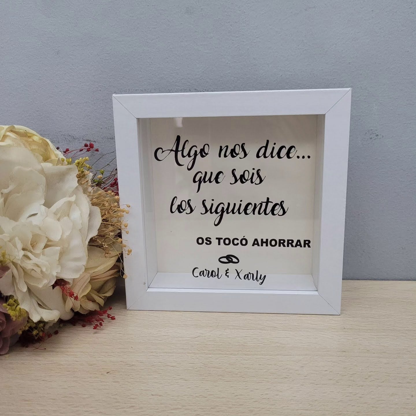 Hucha Sois los siguientes Modelo "Algo nos dice"